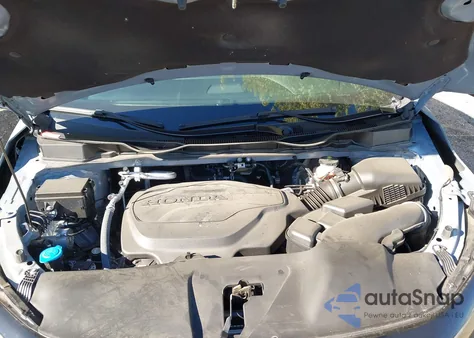 2025 Honda Odyssey Sport-L from USA, damaged, VIN 5FNRL6H75SB051310